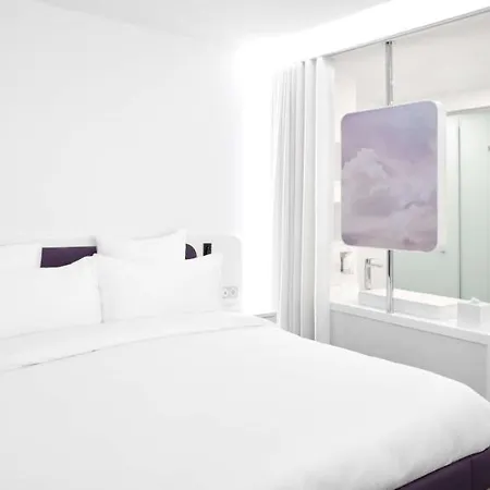 Hotell Yotelair Airport, Duty Free - International Transit Area
