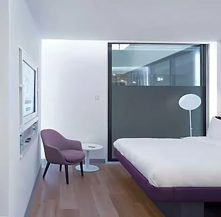 Hotell Yotelair Airport, Duty Free - International Transit Area