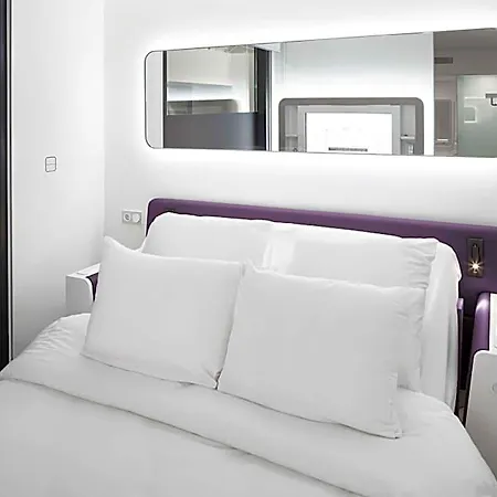 Yotelair Airport, Duty Free - International Transit Area Szálloda