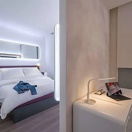 Yotelair Airport, Duty Free - International Transit Area 3* Istanbul