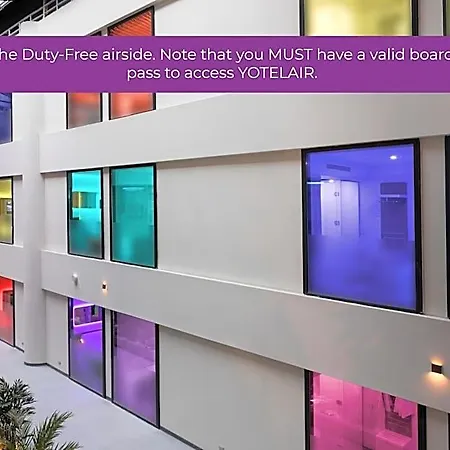 Szálloda Yotelair Airport, Duty Free - International Transit Area 3*