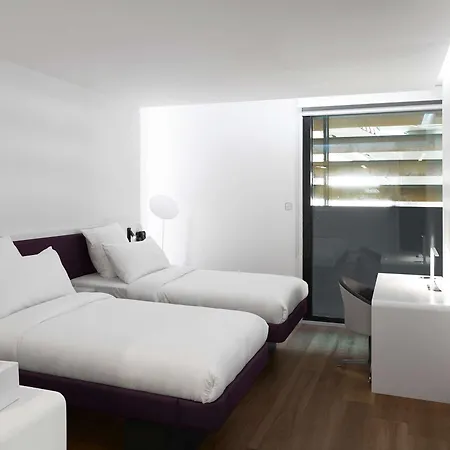 Hotel Yotelair Airport, Duty Free - International Transit Area 3*