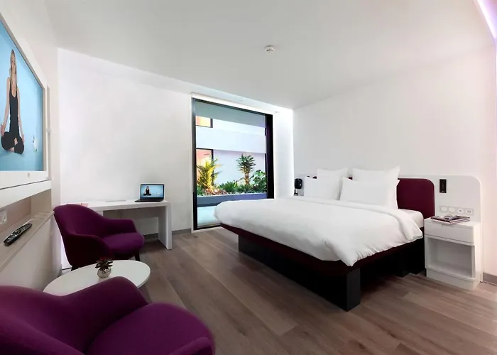 Yotelair Airport, Duty Free - International Transit Area Hotel Istanbul